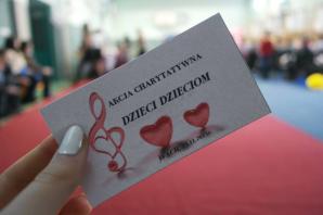 Chcą pomagać rówieśnikom, którzy znaleźli się w trudnej sytuacji - dobroczynna akcja Dzieci Dzieciom