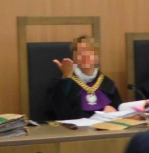 Redaktor Naczelny Patriot24.net zatrzymany w sądzie w Poznaniu. Czy sędzia Małgorzata Małecka, która wezwała policję na salę rozpraw, zna prawo?