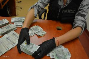 Matrymonialna oszustka m.in. z Poznania i Sopotu! Najpierw rozkochała, później wyłudziła pieniądze od tzw. teściów z Województwa Podkarpackiego