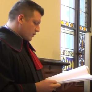 [VIDEO] Czy prokurator sam już nie wierzy w winę rzekomego nożownika, nauczyciela Krzysztofa Hingst z Miastka? Miał rzekomo ugodzić nożem wysportowanego absolwenta szkoły ochrony DELTA! W czwartek 2 marca ogłoszenie wyroku!