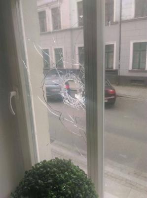 [VIDEO] Komendant Miejski Policji w Toruniu bezradny. Kolejny, brutalny atak kamieniami w historycznym centrum Torunia! Zleceniodawca wskazany przez Rutkowskiego, wciąż na wolności!