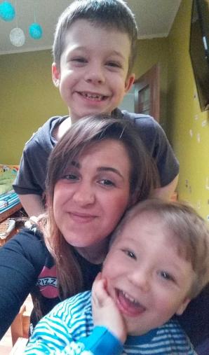 Antoś cierpi na wadę stóp nazywaną stopy końsko-szpotawe. Jedyną możliwością jest operacja. Jej termin wyznaczono na październik 2017 roku. Pomóżmy zebrać fundusze na jej realizację! 