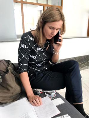 [VIDEO] The Ministry of Justice in Bratislava promised today quick help in issuing an international arrest warrant for the Slovak scientist Sławomir H., who is illegally detaining a 5-year-old girl in Moscow