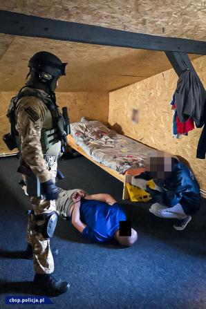 [VIDEO] Zlikwidowana fabryka generowała milionowe zyski