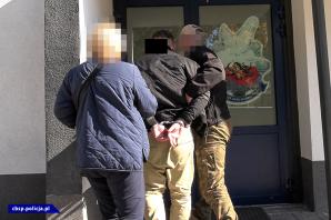 [VIDEO] Za 1 – 1,5 tys. zł można było zdobyć paszport covidowy