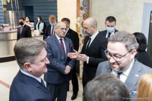 Wizyta ministra Raua na Ukrainie. W swoim wystąpieniu minister Rau nawiązał do rosyjskiej propozycji przekazanej Stanom Zjednoczonym w kontekście ostatniej eskalacji napięcia pomiędzy Rosją a Kijowem