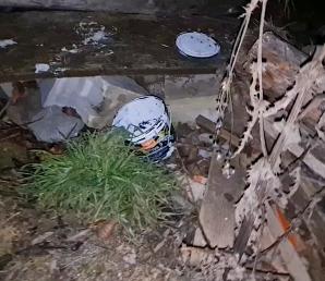 [VIDEO] Nielegalne składowisko śmieci na środku osiedla w podwrocławskim Smolcu! Zagrożenie zdrowia i życia a służby bezradne!