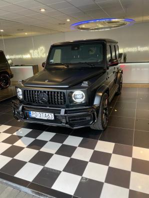 Porsche i Mercedes  skradzione Izabeli Łukomskiej-Pyżalskiej! Modelka i jej mąż proszą o pomoc Krzysztofa Rutkowskiego!