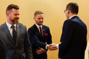 [VIDEO] Premier Morawiecki o pomocy dla samorządów