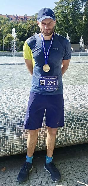 RUTKOWSKI sta cercando un polacco scomparso a Bergamo, in Italia. Questo è Grzegorz, 38 anni. Sai cosa è successo durante il suo trasferimento in Lussemburgo? Conosci la sua ragazza russa dalla foto Ksenia da Varsavia? Chiama il numero +48 600 007007