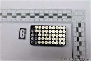 Zdumiewające odkrycie w Jaworze. Nowe suplementy diety na bazie koksu.