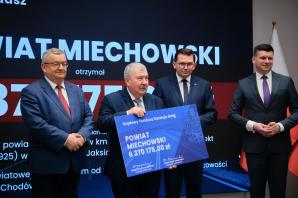 Rządowe wsparcie na drogi samorządowe w województwie małopolskim