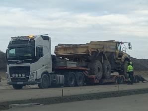 [VIDEO] Kolejny sukces Biura RUTKOWSKI! Odzyskano wozidła i koparki warte 4 mln zł!