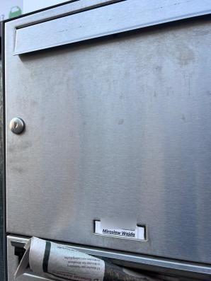 Dlaczego pracujący w Niemczech Polak Mirosław Wajda wyłudził od Anny ze Śląska 4 tys. euro? Dlaczego przez 8 lat ją zwodzi i nie oddaje pieniędzy?