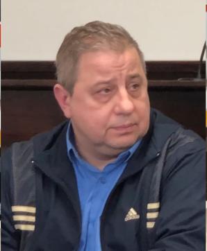 [VIDEO] Kto popełnił przestępstwa? Diagnosta czy może kierowca zardzewiałego busa przy bierności policji i inspektorów ITD?