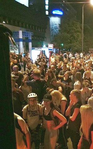 Nightskating w Warszawie! Tysiące rolkarzy na ulicach miasta!