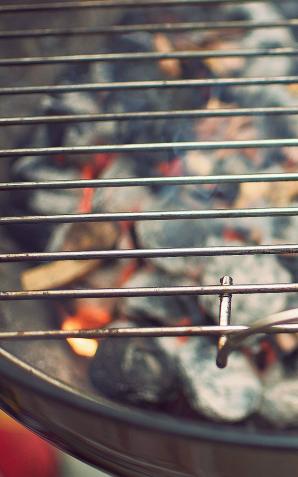 Rośnie zapotrzebowanie na asortyment ogrodniczy. W sezonie dużą popularnością cieszą się meble ogrodowe, baseny i grille