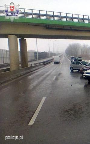 Świdnik: Zderzenie 12 aut na trasie S-12