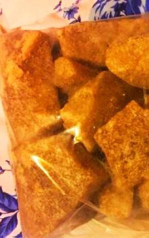 Wrocław: Zatrzymano 10 osób podejrzanych o działanie w zorganizowanej grupie przestępczej zajmującej się produkcją i handlem dopalaczami