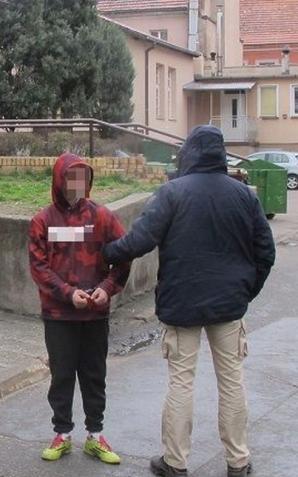 Jawor: zatrzymany na gorącym uczynku kradzieży z włamaniem