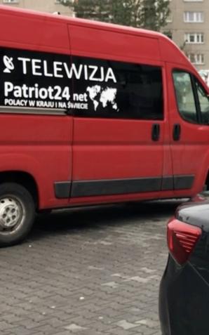 [VIDEO] Sąd Rejonowy w Wołominie od roku lekceważy koszmar matki dwójki porwanych dzieci!