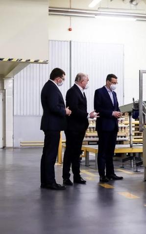 [VIDEO] Premier: Szczepionki i przestrzeganie obostrzeń to szansa na powrót do normalności