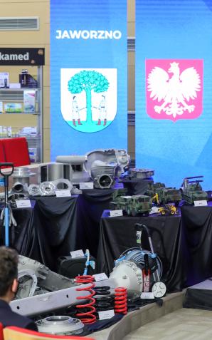 [VIDEO] Prezydent podpisał specustawę o pozyskaniu gruntów leśnych pod inwestycje w Jaworznie i Stalowej Woli