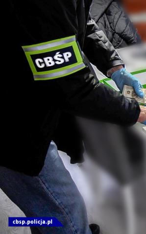 [VIDEO] Gigantyczne ilości podrobionych i przemyconych leków przejęte przez CBŚP