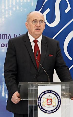 Minister Rau odwiedził Gruzję. W następnych dniach szef polskiej dyplomacji odwiedzi Azerbejdżan i Armenię