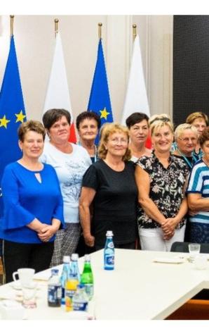 Seniorzy z gminy Godziesze Wielkie odwiedzili MRiPS