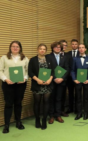 Minister Anna Moskwa powołała członków Młodzieżowej Rady Klimatycznej drugiej kadencji