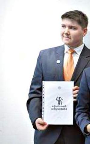 W budynku Sejmu odbył się zainicjowany przez Akcję Uczniowską pierwszy edukacyjny okrągły stół ZmieńMY edukację