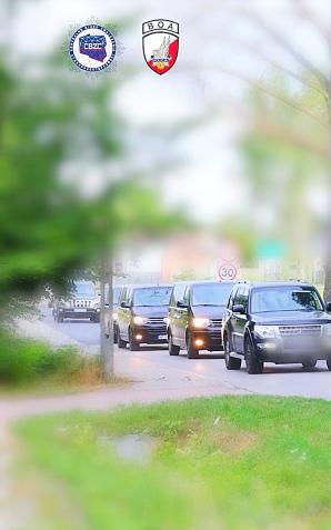 [VIDEO] Policja rozbiła grupę oszustów handlujących nieistniejącymi autami!