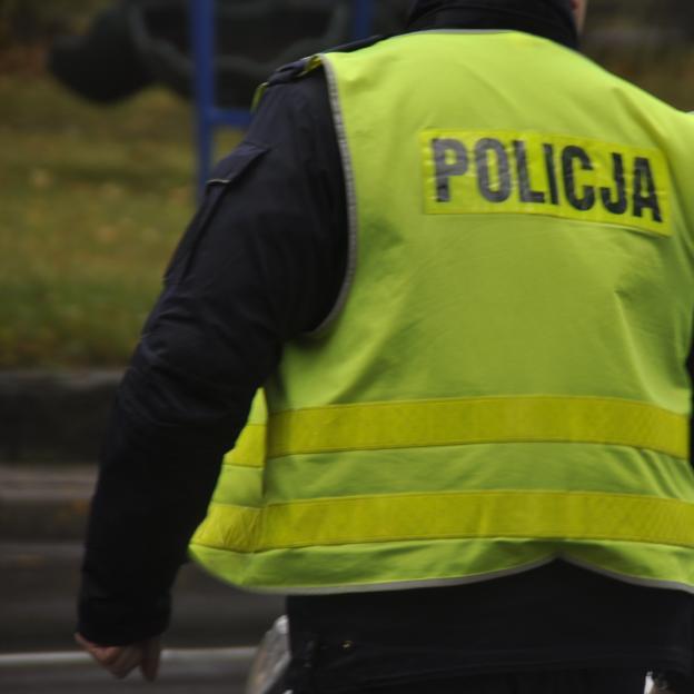 Policjanci odbili porwaną 12-latkę. Trzy osoby zatrzymane! 