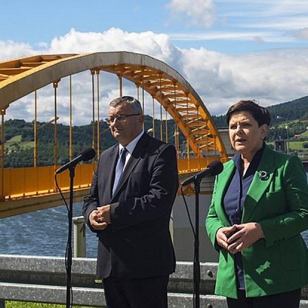 [VIDEO] Premier Beata Szydło o inwestycji w Świnnej Porębie: Dla regionu otwierają się bardzo duże możliwości
