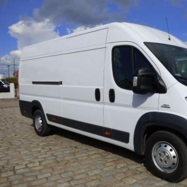 Rutkowski poszukuje skradzionego w Rawie Mazowieckiej Fiata Ducato