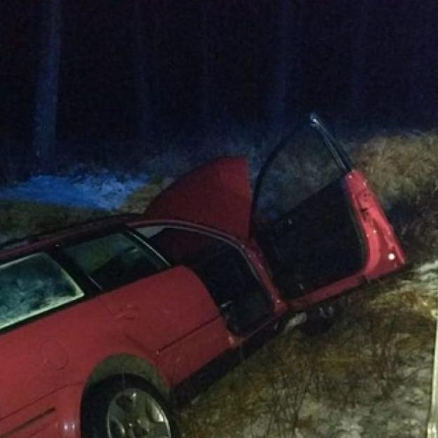 Lubuskie-Dolnośląskie: Pościg za narkomanem uciekającym skradzionym autem!