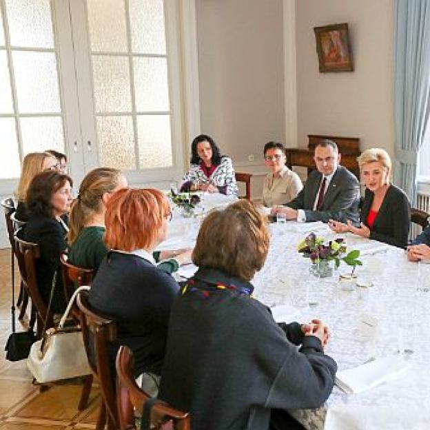 Haga: Pierwsza Dama o edukacji polonijnej w Holandii