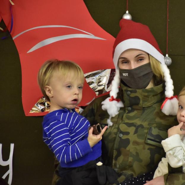 Mikołajkowy szturm Terytorialsów. Odwiedziny w placówkach opiekuńczych