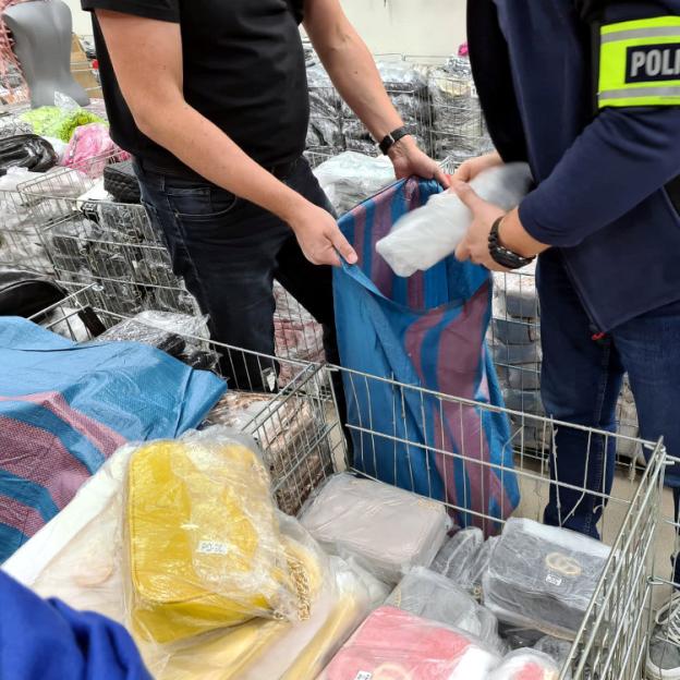 [VIDEO] Handlowali podrobionymi torebkami z Chin. Zabezpieczono towar o wartości prawie 3 milionów złotych