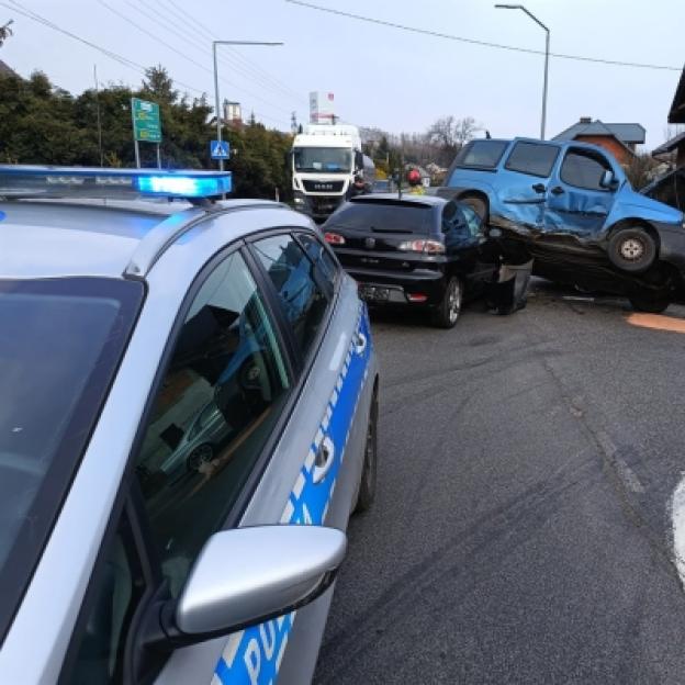 Dość futurystyczne zdarzenie drogowe w Libiążu