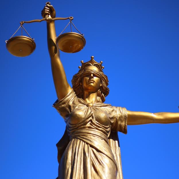 Zatrzymano prezydenta Ostrowca Świętokrzyskiego podejrzanego o korupcję na polecenie prokuratora Śląskiego pionu PZ PK 