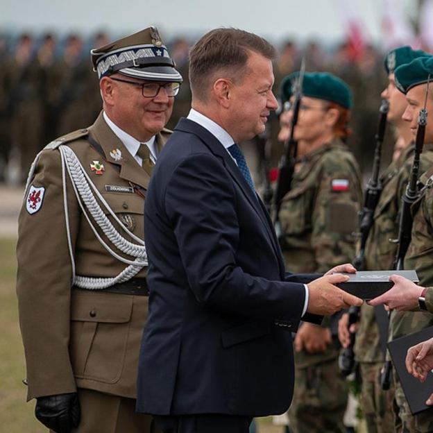 [WIDEO] 850 ochotników złożyło przysięgę wojskową na Polach Grunwaldu podczas święta 16. Dywizji Zmechanizowanej