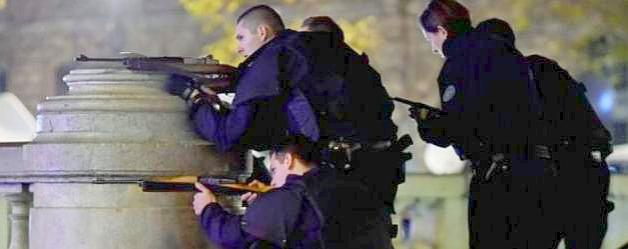 Po interwencji francuskich komandosów: trzech terrorystów nie żyje i trzech zatrzymano. Są ranni policjanci