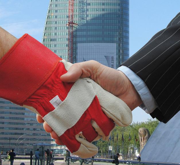 Mniejsze firmy niechętnie motywują swoich pracowników. Obawiają się komplikacji w rozliczeniach podatkowych