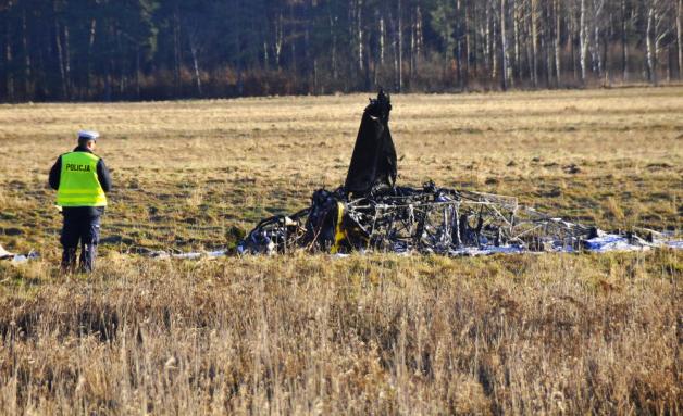 [VIDEO] Wypadek samolotu akrobacyjnego pod Koszalinem. Doświadczony pilot ciężko ranny