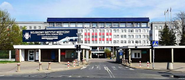 Wypadek z udziałem kolumny rządowej przewożącej Premier Beatę Szydło. Szefowa rządu Śmigłowcem LPR przetransportowana do szpitala w Warszawie