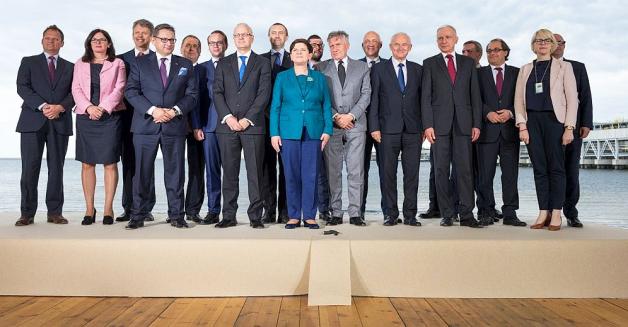 Premier Beata Szydło: Pierwszy transport gazu z USA do Polski na pewno będzie odnotowywany w podręcznikach historii