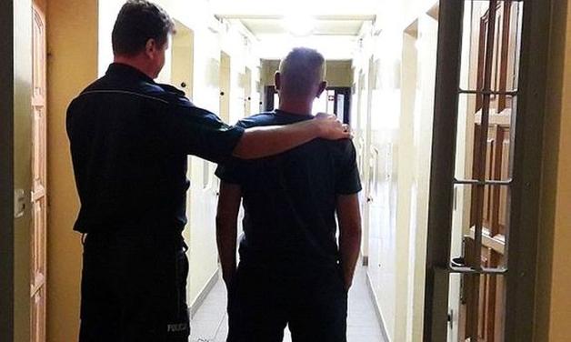 25-letni pedofil zatrzymany przez krakowskich policjantów