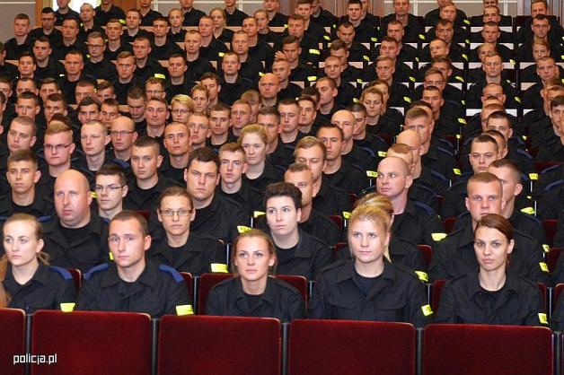 Początek policyjnej drogi. Kilkuset nowych adeptów